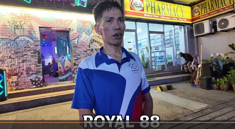 マニラのマビニ通り沿いKTVロイヤル88