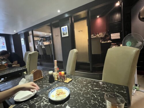 マビニ通り日本食レストラン纏