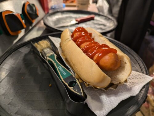 ロビンソンマーケットで朝食