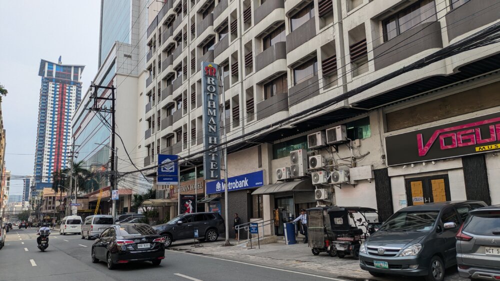 ロスマンホテル