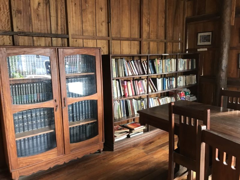 バレル、ケソン氏の生家